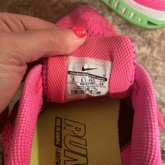Ladies size 9 Nike Zoom Structure running shoes - Picture 7 of 9